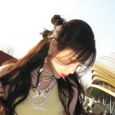 不爱江山爱美人